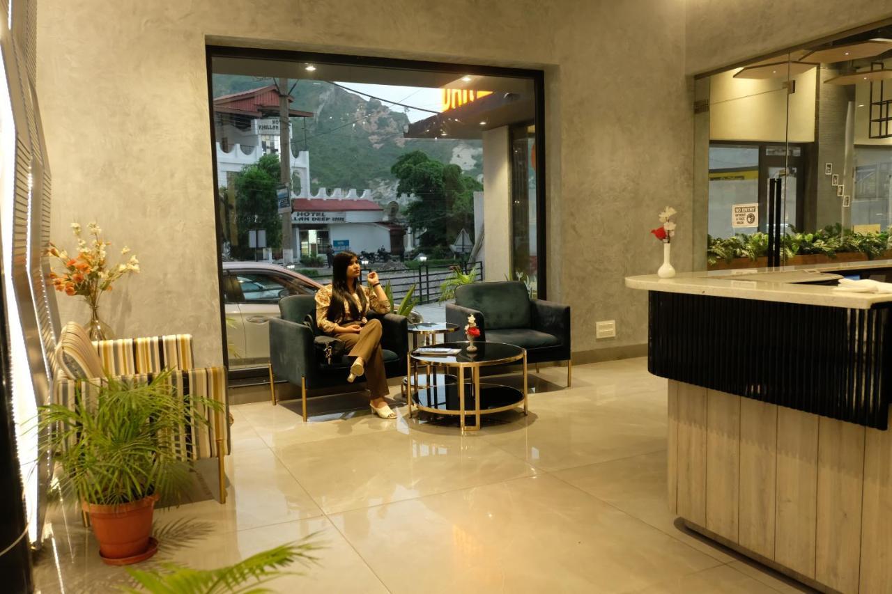Black Mango Resort Kala Amb Exteriör bild